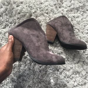 Cato Gray Suede Mule Booties Sz 6M